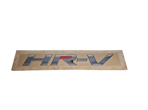 Emblema HR-V Traseiro do Honda HR-V 2016 a 2020